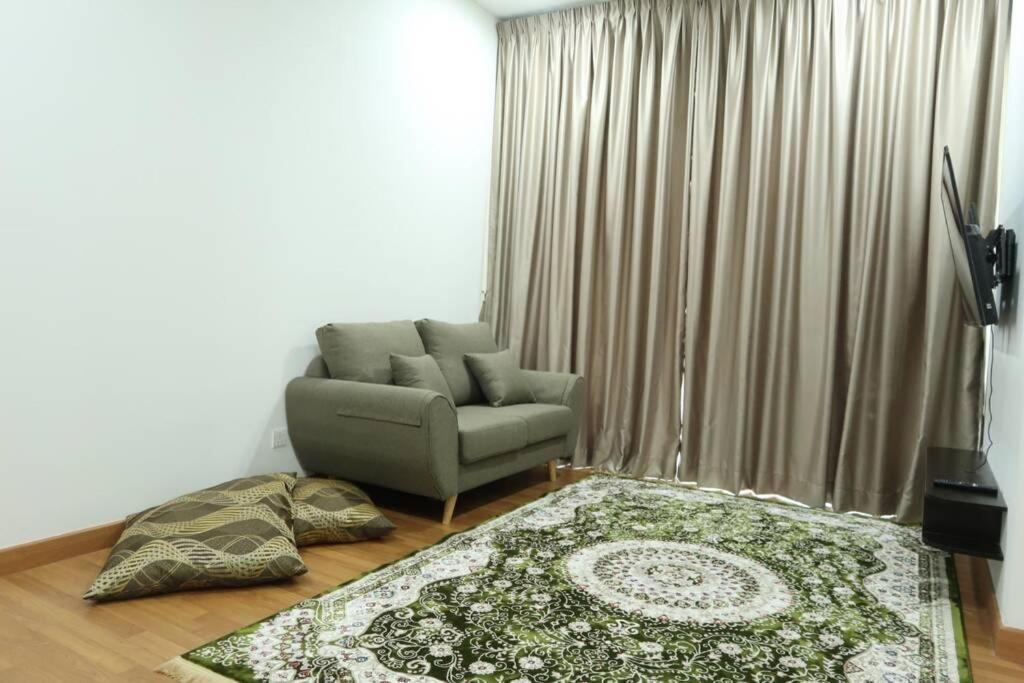 Promo Private Luxurious Nilai Vacation Home Luaran gambar
