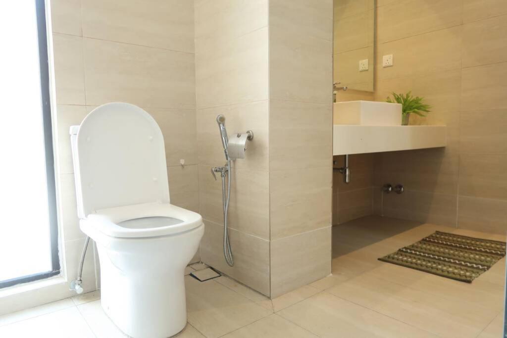 Promo Private Luxurious Nilai Vacation Home Luaran gambar