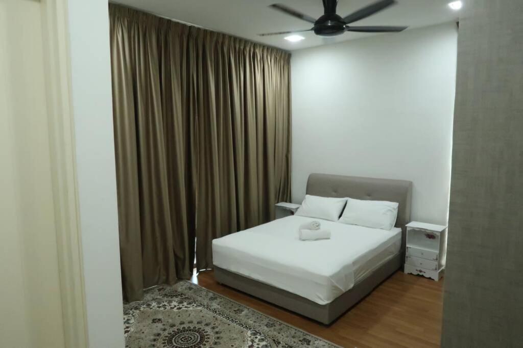 Promo Private Luxurious Nilai Vacation Home Luaran gambar